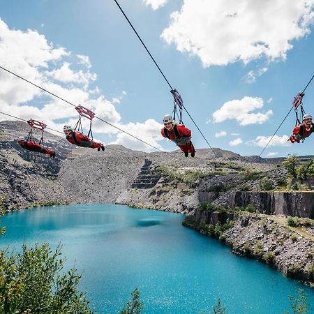 Ranger - Snowdon Cabins Holiday Let Caernarfon Caeathro Εξωτερικό φωτογραφία